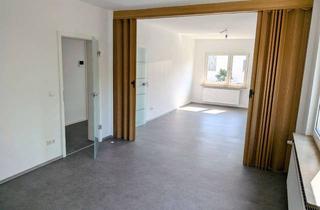 Erstbezug nach Renovierung: Helle 4-Zimmer-Wohnung mit Balkon und Gartenmitbenutzung in Gro&szlig;-Zimmern in Groß-Zimmern