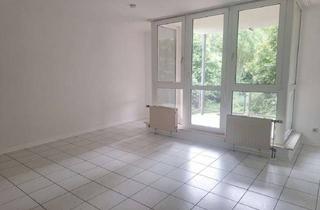 Helle Wohnung mit Blick ins Gr&uuml;ne und eigenem Balkon genie&szlig;en in Marburg