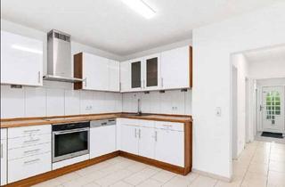 Erdgeschosswohnung in freistehendem Einfamilienhaus mit Einliegerwohnung &ndash; Wohnen mit Garten in Kelsterbach
