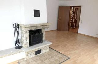 Helle Wohlf&uuml;hlwohnung mit Kamin, Sonnenbalkon und Tiefgarage in Niedernhausen