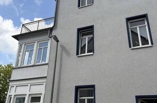 Traumhafte 3-Zimmer-Wohnung in K&ouml;nigstein: Riesige Dachterrasse, Parkett, EBK, neues Bad in Königstein im Taunus