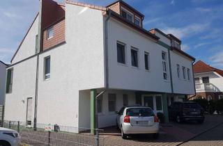 Freundliche, helle 2-Zimmer-Dachwohnung mit Balkon in Griesheim in Griesheim