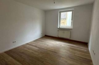 Kernsanierte helle 4,5-Zimmer-Wohnung mit Balkon in Bad Staffelstein in Bad Staffelstein