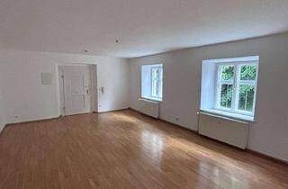 Gem&uuml;tliche 2-Zimmer-Altbauwohnung im denkmalgesch&uuml;tzten Waisenhaus &ndash; mit Einbauk&uuml;che in Aschau im Chiemgau