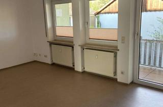 Sch&ouml;ne 2-Zimmer Wohnung in ruhiger Lage mit gro&szlig;em Balkon in Kronach