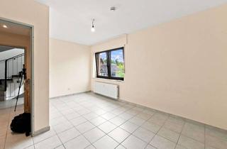 Ger&auml;umige 2 Zi.-Whg. mit Stellplatz zu vermieten in Ense