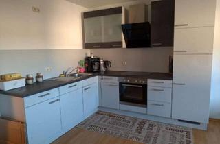 Preiswerte, ger&auml;umige und modernisierte 2-Zimmer-Wohnung mit Balkon in Burgkirchen an der Alz in Burgkirchen an der Alz
