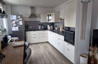 Moderne und neuwertige 3 Zimmer-Wohnung mit Balkon in Wolkertshofen in Nassenfels