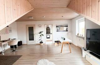 Charmante 2-Zimmer-Dachgeschosswohnung mit zwei Balkonen in Gaimersheim in Gaimersheim