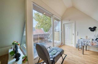 Gro&szlig;z&uuml;gige 4,5-Zimmer-Maisonettewohnung im Herzen von Burg in Fehmarn