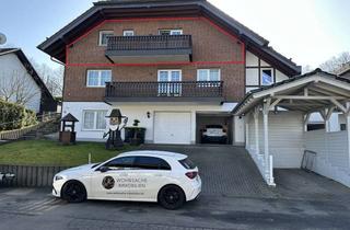 Wohnen mit Weitblick &ndash; gro&szlig;z&uuml;gige Dachgeschosswohnung mit Kamin, Balkon &amp; moderner Wohnk&uuml;che in Much