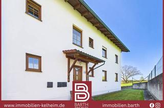 Gro&szlig;z&uuml;gige 3-Zimmer-Wohnung mit S&uuml;dbalkon und Kachelofen in Kelheim