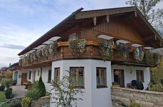 Wundersch&ouml;ne m&ouml;blierte 2 Zimmerwohnung mit gr. Balkon, Schwimmbad und Sauna ! in Rottach-Egern