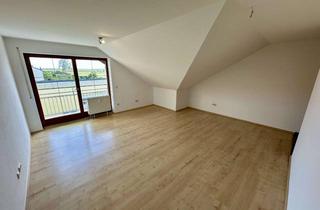 1 Zimmer Dachgeschosswohnung mit Einbauk&uuml;che und Weitblick in Langweid am Lech