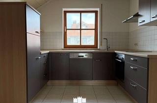 4-Zimmer DG Wohnung mit EBK und Balkon in Salzweg