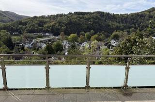 M&ouml;blierte 3-Zimmer-Wohnung mit Balkon und traumhaften Fernblick in Simmerath