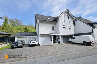 Provisionsfrei! 87 m&sup2; Wohngef&uuml;hl: Gem&uuml;tliche &amp; helle Wohnung in Reichshof-Heidberg in Reichshof