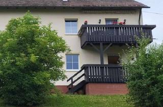 Zuhause mit 3 Zimmern und Balkon in Sulzbach-Rosenberg in Sulzbach-Rosenberg