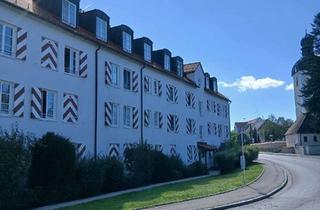 Helle 3,5-Zimmer-DG-Wohnung in Egmating im Schloss in Egmating