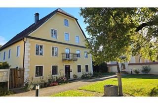 Vollst&auml;ndig renoviert - Gro&szlig;z&uuml;gige 4-Zimmer Wohnung im Zentrum Vachendorfs - fu&szlig;l&auml;ufig Schule &amp; KiGa in Vachendorf
