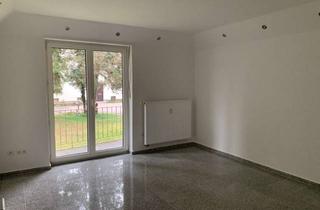 ger&auml;umige, lichtdurchflutete 2-Zimmer Wohnung inkl. K&uuml;che &amp; Balkon - Bestlage Neus&auml;&szlig;! in Neusäß