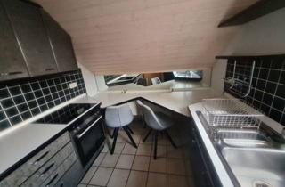 Helle 3 Zimmer Maisonette- Wohnung mit gro&szlig;em sonnigen Balkon in ruhiger sch&ouml;ner Lage in Niederwerrn