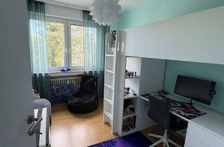 Wohnen mit Charakter: Gro&szlig;z&uuml;gige 4-Zimmer-Wohnung in Bad Lippspringe in Bad Lippspringe
