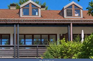 ZWEI EBENEN, EIN PAAR SCHRITTE ZUM SEE:3-ZIMMER-MAISONETTEWOHNUNG MIT SEEZUGANG UND BADESTEG in Wörthsee