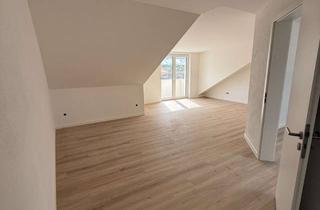Erstbezug 2-Zimmer-Wohnung mit Balkon in Schierling