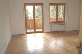 Helle 3-Zimmer Wohnung mit Balkon am Ortsrand von Markt Schwaben in Markt Schwaben
