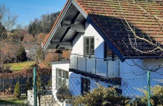 Helle, sch&ouml;n und ruhig gelegene 2-Zi.-Whg., 1. OG, 70 m&sup2;, komplett renoviert in Surberg / Thannreit in Surberg