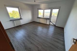 2020 sanierte 3-Zimmerwohnung im 4.OG, Wfl. 67m&sup2;, verf&uuml;gbar ab sofort. in Wonfurt