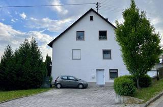 Helle, freundliche Dachgeschoss-Wohnung in Altisheim in Kaisheim