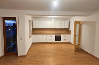 Moderne und ger&auml;umige 3-Zimmer-Wohnung mit ca. 90 m&sup2; und Balkon in Tittling