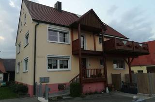 Gro&szlig;z&uuml;gige Wohnung &uuml;ber zwei Etagen mit Balkon in Nördlingen