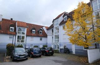 Naturnah wohnen mit Blick ins Gr&uuml;ne: 2-Zimmer-Wohnung mit Einbauk&uuml;che und TG-Stellplatz in Lauf in Lauf an der Pegnitz