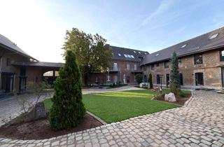 Helle 2-Zimmer-Maisonette-Wohnung mit Einbauk&uuml;che und Terrasse im sanierten Gutshof + 2 Stellpl&auml;tzen in Bedburg