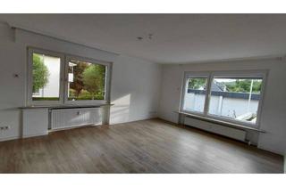 Helle 3-Zimmer-Wohnung im Erdgeschoss mit Wintergarten, Garage und Gartenmitnutzung in Höxter