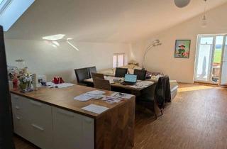 Platz zum Entfalten: 2-Zimmer-Dachgeschosswohnung in Otterfing in Otterfing