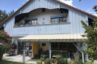 Moderne 4-Zimmer Dachgeschosswohnung mit Balkon, befristet bis 31.10.2027 in Oberbergkirchen