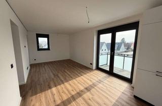Geschmackvolle 2-Zimmer-Penthouse-Wohnung, hochwertige Sanierung mit Balkon und Einbauk&uuml;che: in Gersthofen