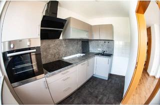 Helle 2-Zimmer-Wohnung mit 2 Balkonen, EBK &amp; TG-Stellplatz in Kolbermoor in Kolbermoor