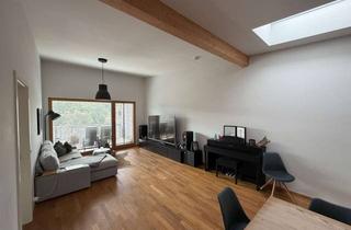 Neuwertige 3-Zimmer WHG mit Balkon und TG Stellpl&auml;tze in Laufen