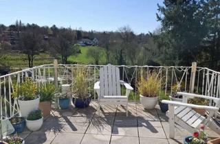 Helle 2-Zimmer-Dachgeschosswohnung mit gro&szlig;z&uuml;giger Dachterrasse und Einbauk&uuml;che in W&uuml;rselen in Würselen