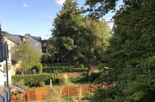 Sch&ouml;ne helle 4-Zimmer DG Wohnung mit gro&szlig;em Balkon in Siegburg in Siegburg