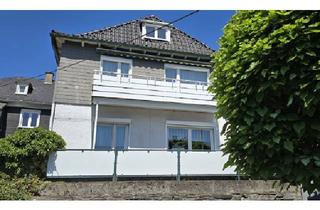 Kernsanierte Altstadt-Wohnung, ca. 80 m&sup2; Wohn-/Nutzfl&auml;che, Balkon in Hückeswagen
